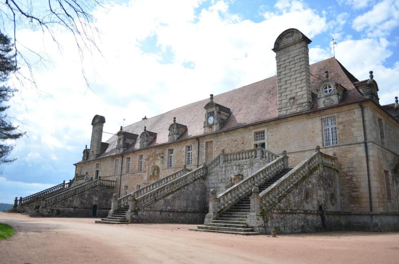 Les Perruchons Ancienne Grange Renovee Avec Soin Villa Ozolles Exterior foto